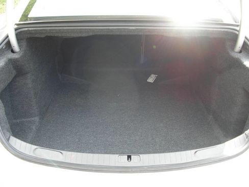 Used 2017 Chevrolet Impala LS image 6