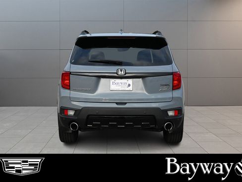 Used 2023 Honda Passport Elite image 6