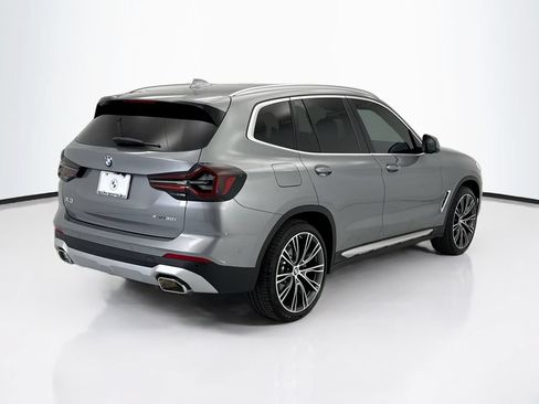 Used 2024 BMW X3 xDrive30i w/ Premium Package AWD/4WD image 5