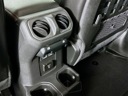 Used 2022 Jeep Gladiator Rubicon w/ LED Lighting Group image 24