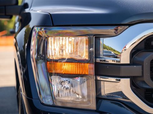 Used 2023 Ford F150 XLT RWD image 10