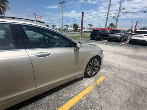 Used 2017 Lincoln MKZ Reserve w/ Technology Package AWD/4WD image 9