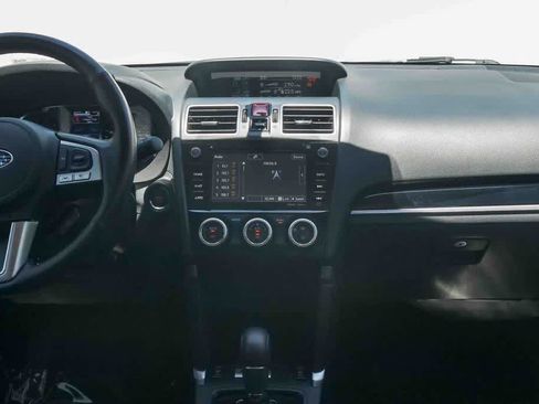 Used 2018 Subaru Forester 2.5i Touring w/ Popular Package #3B AWD/4WD image 10