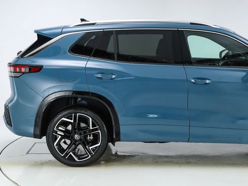 New 2026 Volkswagen Tiguan SEL R-Line AWD/4WD image 50