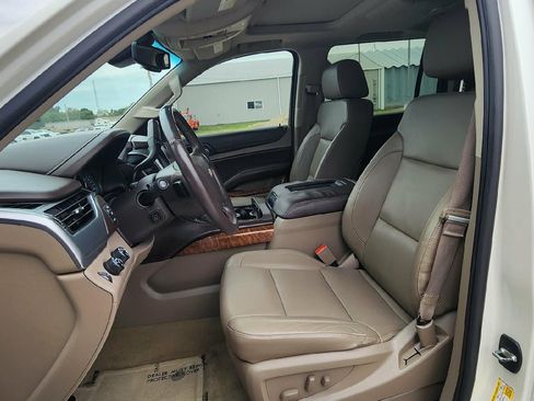 Used 2015 Chevrolet Suburban LTZ AWD/4WD image 8