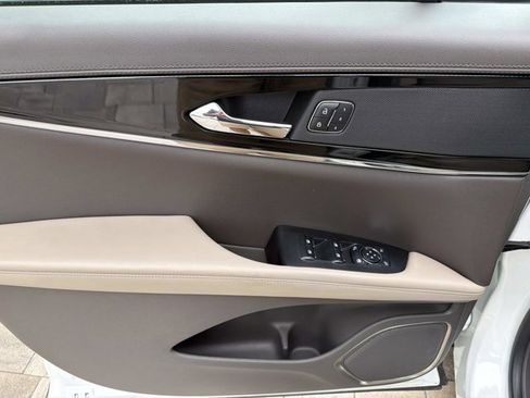 Certified 2023 Lincoln Nautilus FWD w/ Premium Package image 11