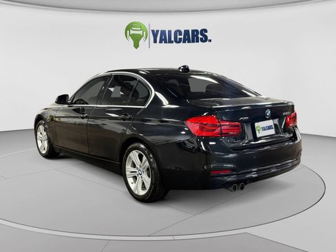 Used 2017 BMW 330i xDrive Sedan w/ Premium Package AWD/4WD image 3