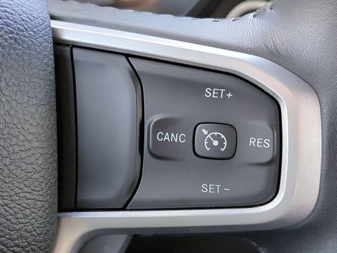 Used 2024 RAM 1500 Big Horn image 24