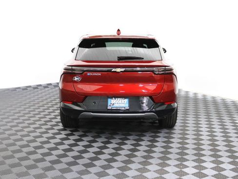 Certified 2025 Chevrolet Equinox EV LT w/ LPO, All-Weather Mat Package FWD image 10
