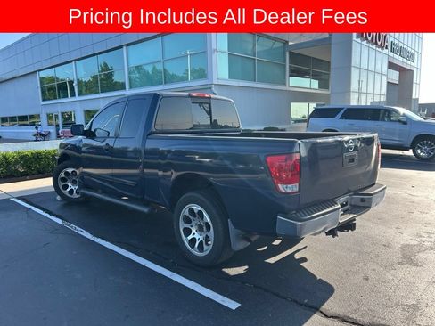 Used 2015 Nissan Titan SV w/ Tow Package RWD image 9