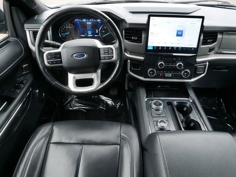 Used 2022 Ford Expedition Max XLT AWD/4WD image 21