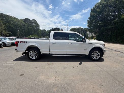 Used 2017 Ford F150 Lariat w/ Equipment Group 502A Luxury AWD/4WD image 5
