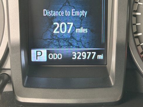 Used 2022 Toyota Tacoma SR w/ SX Package RWD image 23