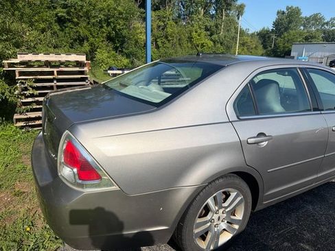 Used 2009 Ford Fusion SEL FWD image 5