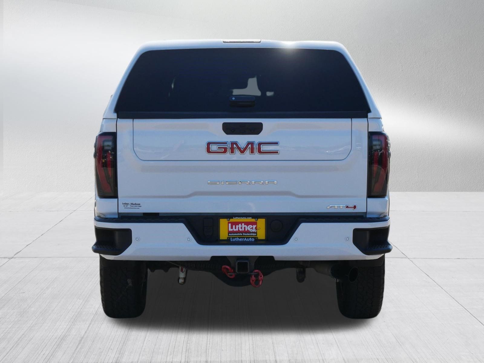 Used 2024 GMC Sierra 2500 AT4 w/ AT4 Premium Plus Package AWD/4WD image 6