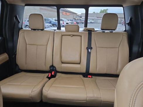 Used 2022 Ford F350 Lariat w/ Lariat Ultimate Package AWD/4WD image 29