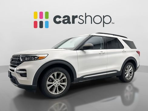 Used 2020 Ford Explorer XLT w/ Equipment Group 202A AWD/4WD image 1