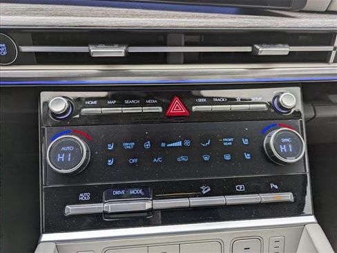 Certified 2025 Hyundai Santa Fe Calligraphy image 20