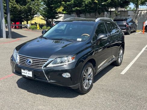 Used 2014 Lexus RX 450h AWD image 3