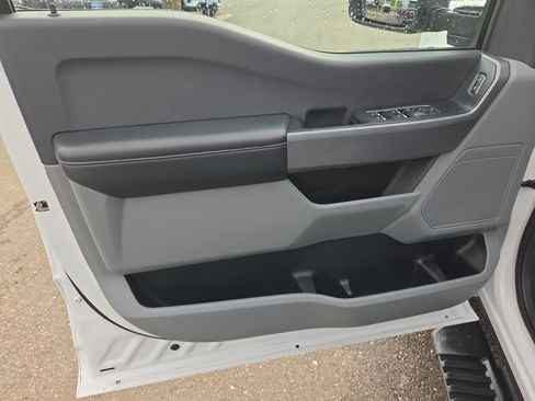 Used 2024 Ford F250 XLT w/ FX4 Off-Road Package image 11