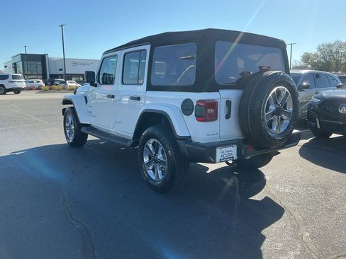 Used 2021 Jeep Wrangler Unlimited Sahara image 3