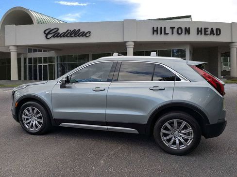 Certified 2023 Cadillac XT4 Premium Luxury w/ Technology Package FWD image 3