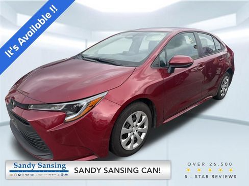 Used 2025 Toyota Corolla LE FWD image 1