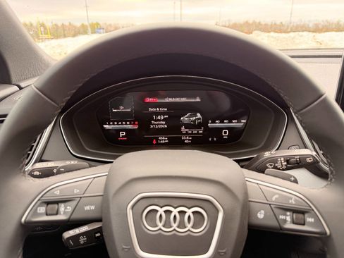 Used 2024 Audi Q5 2.0T Premium w/ Summer of Audi Package image 38