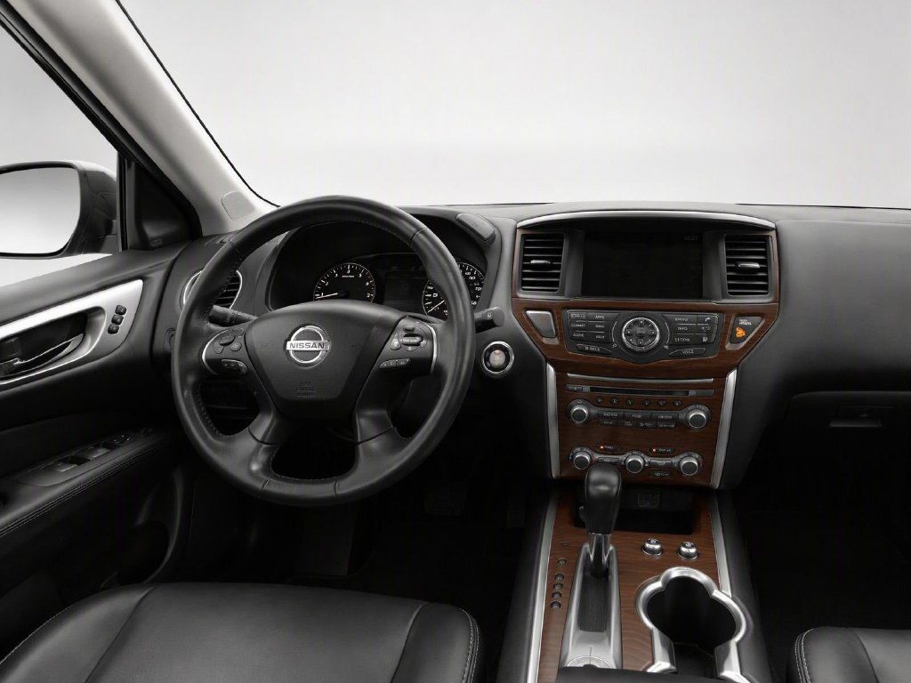Used 2020 Nissan Pathfinder Platinum w/ Cargo Package FWD image 35
