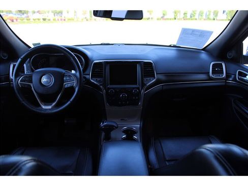 Used 2015 Jeep Grand Cherokee Limited w/ Luxury Group II AWD/4WD image 10