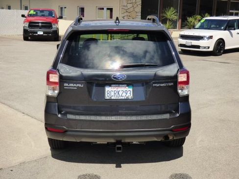 Used 2018 Subaru Forester 2.5i Premium w/ Popular Package #2A AWD/4WD image 4