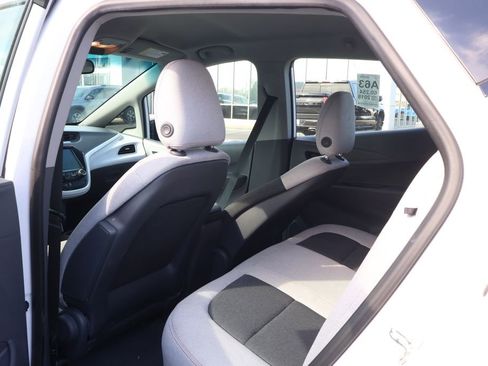 Used 2018 Chevrolet Bolt LT image 30