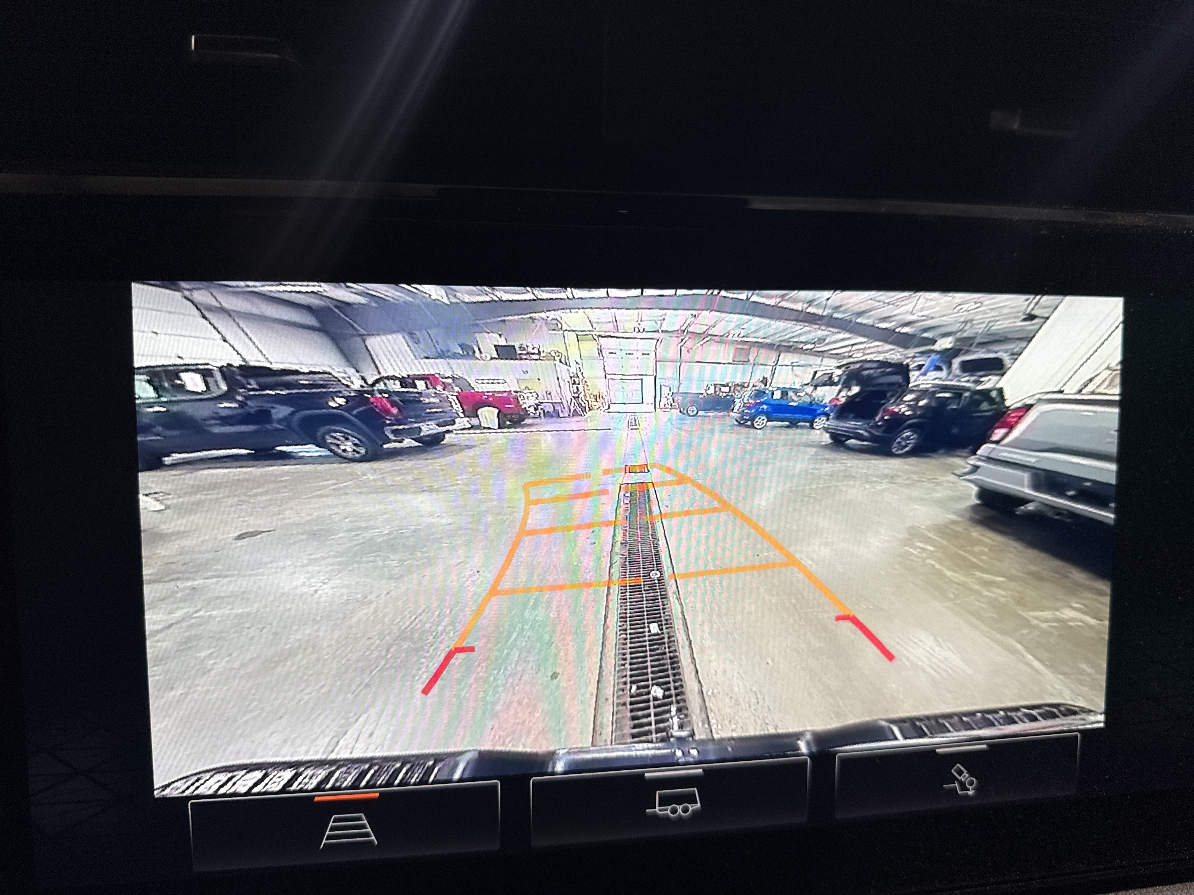 Used 2022 GMC Sierra 1500 AT4 w/ AT4 Preferred Package AWD/4WD image 14