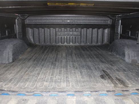 Used 2022 GMC Sierra 1500 Elevation image 17