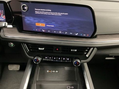 Certified 2025 Chevrolet Tahoe LT image 17