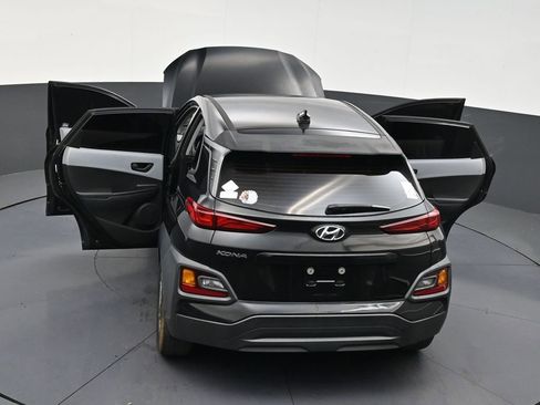 Used 2018 Hyundai Kona SE image 32