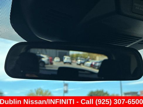 Used 2025 Nissan Rogue S FWD image 26