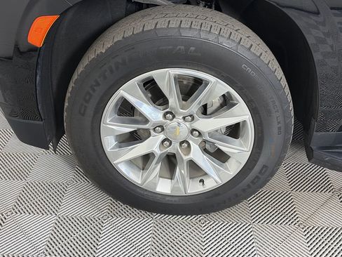 Used 2021 Chevrolet Tahoe Premier w/ Premium Package AWD/4WD image 8