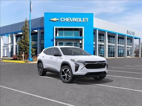 New 2026 Chevrolet Trax RS w/ Driver Confidence Package image 1