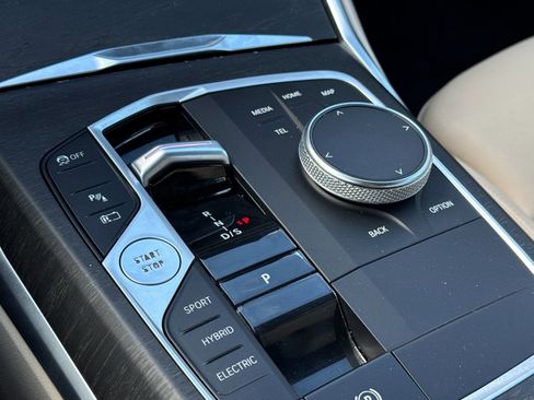 Used 2023 BMW 330e image 20