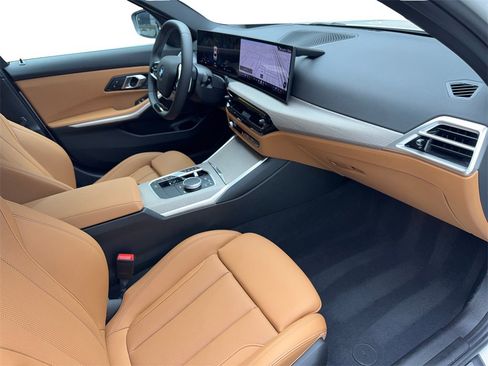 Used 2025 BMW 330i xDrive Sedan w/ Premium Package image 52