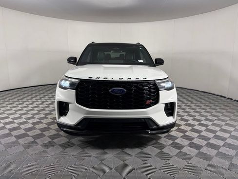 Used 2025 Ford Explorer ST w/ Sun And Sound Package AWD/4WD image 5