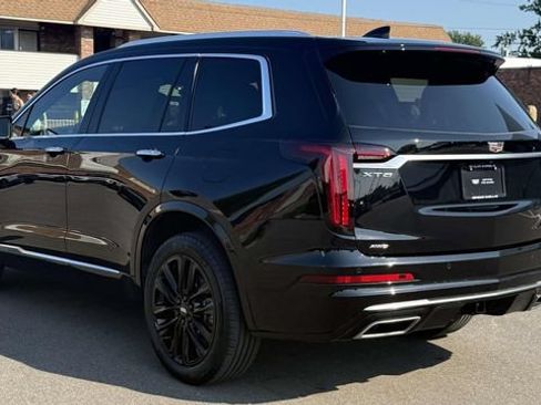 Certified 2024 Cadillac XT6 Premium Luxury AWD/4WD image 8