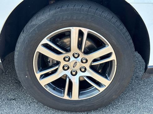 Used 2024 Ford Expedition Max Limited RWD image 12