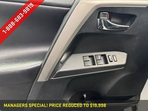 Used 2018 Toyota RAV4 XLE AWD/4WD image 26