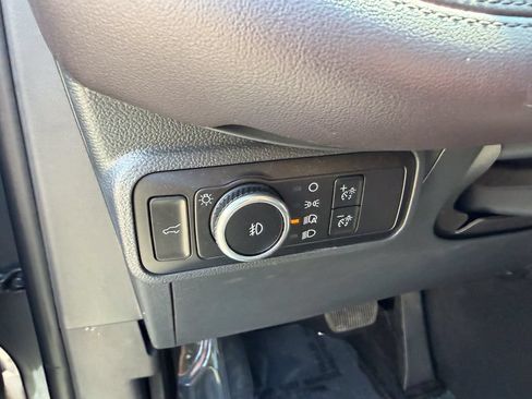 Certified 2025 Ford Explorer Platinum w/ LUX Leather Package AWD/4WD image 12