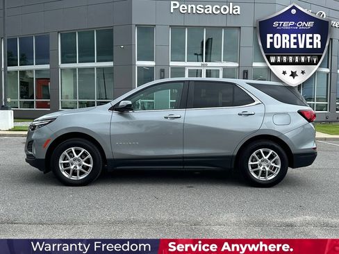 Used 2024 Chevrolet Equinox LT AWD/4WD image 3