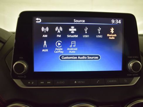 Used 2025 Nissan Sentra SR w/ SR Premium Package FWD image 21
