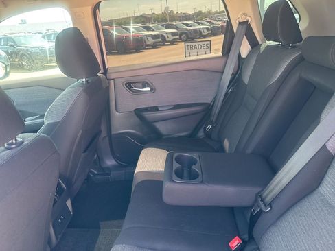 Certified 2023 Nissan Rogue SV image 31