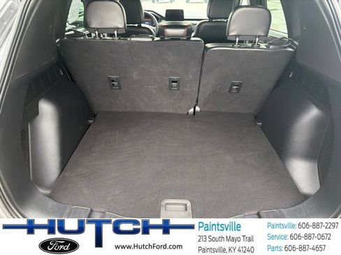 Used 2025 Ford Escape ST-Line Select AWD/4WD image 12